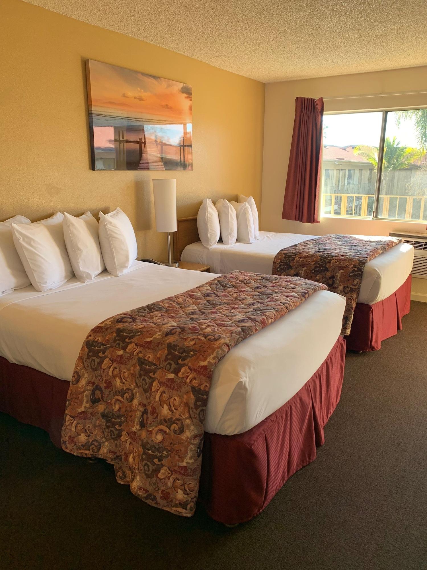California Suites Hotel San Diego Exterior photo
