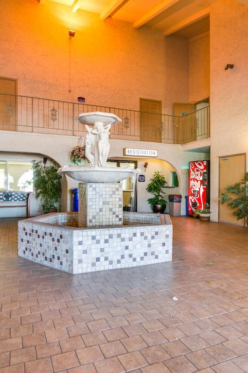 California Suites Hotel San Diego Exterior photo